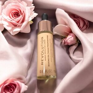 Revolution Makeup Primer Oil - Gold